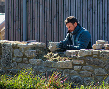 Murs et clôtures - Elements maçonnés dans le jardin - SARL PAIN Paysagiste à Batz-Sur-Mer, La Baule, Pornichet, Guérande, Le Croisic